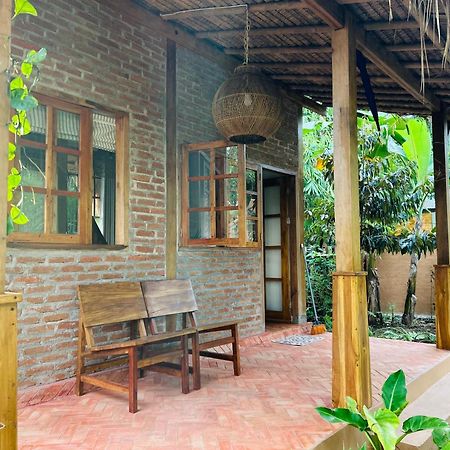 Apartament Santai House Tetebatu Zewnętrze zdjęcie