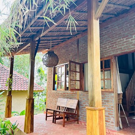 Apartament Santai House Tetebatu Zewnętrze zdjęcie